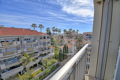 Appartement &agrave; vendre &agrave; GOLFE JUAN  - 2 pi&egrave;ces - 50 m&sup2; 
