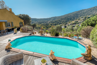 Maison &agrave; vendre rayol en canadel 