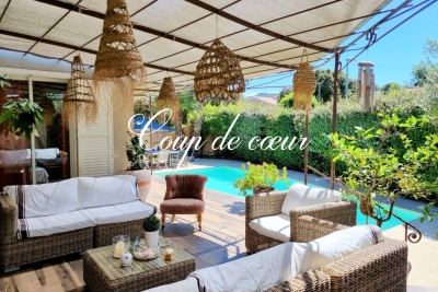 Maison &agrave; vendre &agrave; SIX-FOURS-LES-PLAGES  - 5 pi&egrave;ces - 190 m&sup2; 