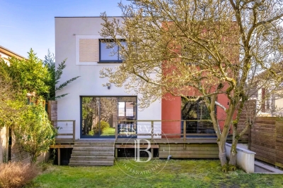 Maison &agrave; vendre &agrave; CHAVILLE  - 7 pi&egrave;ces - 229 m&sup2; 
