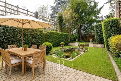 Maison &agrave; vendre &agrave; BORDEAUX  - 8 pi&egrave;ces - 287 m&sup2; 
