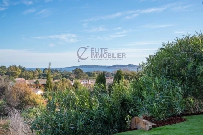 Maison &agrave; vendre &agrave; GRIMAUD  - 6 pi&egrave;ces - 200 m&sup2; 