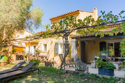 Maison &agrave; vendre &agrave; GASSIN  - 7 pi&egrave;ces - 180 m&sup2; 