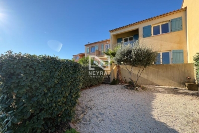 Maison &agrave; vendre &agrave; ROQUEBRUNE-SUR-ARGENS  - 4 pi&egrave;ces - 79 m&sup2; 