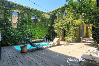 Maison &agrave; vendre &agrave; NÎMES  - 7 pi&egrave;ces - 244 m&sup2; 