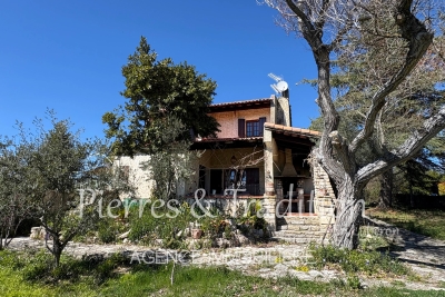 Maison &agrave; vendre &agrave; REILLANNE  - 4 pi&egrave;ces - 130 m&sup2; 