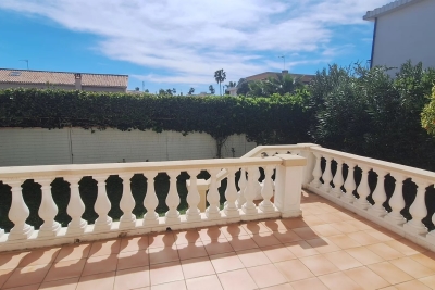 Maison &agrave; vendre &agrave; VILLENEUVE-LOUBET Cabris - 6 pi&egrave;ces - 166 m&sup2; 