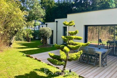 Maison &agrave; louer &agrave; NANTES  - 8 pi&egrave;ces - 180 m&sup2; 