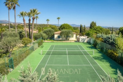 Villa in Valbonne for rental from 25 000 € / week, Photo 3