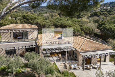 Maison &agrave; vendre &agrave; LA CROIX-VALMER  - 5 pi&egrave;ces - 250 m&sup2; 