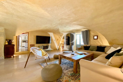 Villa à Taillades &agrave; louer à partir de 4 000 € / semaine, Photo 14