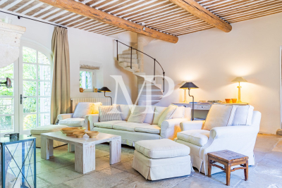 Villa à Gordes &agrave; louer à partir de 5 335 € / semaine, Photo 15