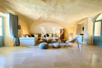 Villa à Taillades &agrave; louer à partir de 4 000 € / semaine, Photo 15