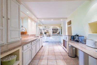 Villa à Gordes &agrave; louer à partir de 5 335 € / semaine, Photo 19