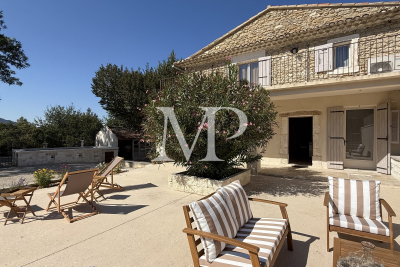 Villa à Oppède &agrave; louer à partir de 3 125 € / semaine, Photo 4