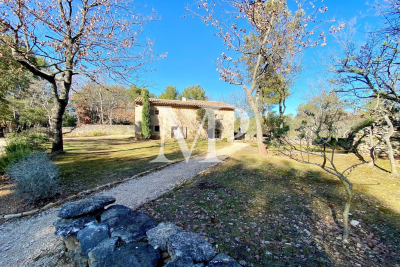 Villa in Lacoste for rental from 1 750 € / week, Photo 4