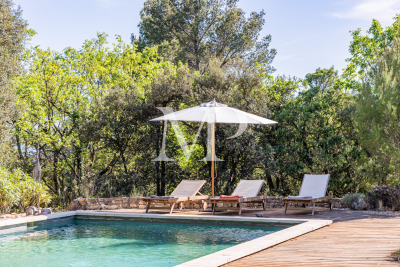Villa à Gordes &agrave; louer à partir de 8 312 € / semaine, Photo 5