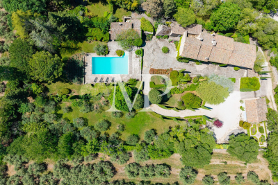 Villa à Gordes &agrave; louer à partir de 5 335 € / semaine, Photo 5