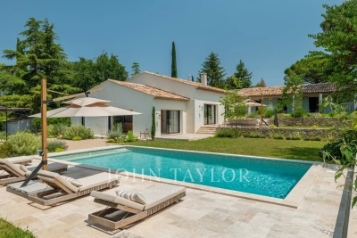 Villa in Valbonne for rental from 25 000 € / week, Photo 5