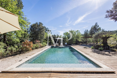 Villa à Gordes &agrave; louer à partir de 8 312 € / semaine, Photo 7