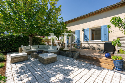 Villa à Maubec &agrave; louer à partir de 3 125 € / semaine, Photo 7