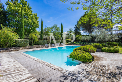 Villa à Gordes &agrave; louer à partir de 5 335 € / semaine, Photo 7