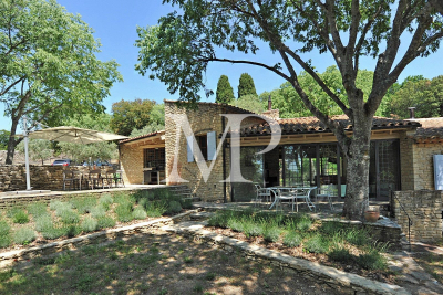 Villa à Gordes &agrave; louer à partir de 2 375 € / semaine, Photo 9
