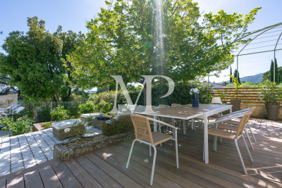Villa à Maubec &agrave; louer à partir de 3 125 € / semaine, Photo 10