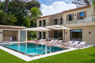 Villa à Gassin &agrave; louer à partir de 26 000 € / semaine, Photo 1