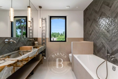 Villa à Gassin &agrave; louer à partir de 26 000 € / semaine, Photo 11