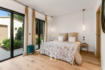 Villa à Gassin &agrave; louer à partir de 26 000 € / semaine, Photo 14