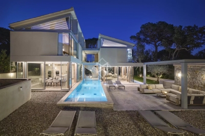 Villa à Saint-Tropez &agrave; louer à partir de 37 000 € / semaine, Photo 3