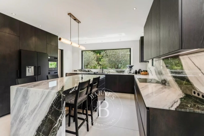 Villa à Gassin &agrave; louer à partir de 26 000 € / semaine, Photo 5