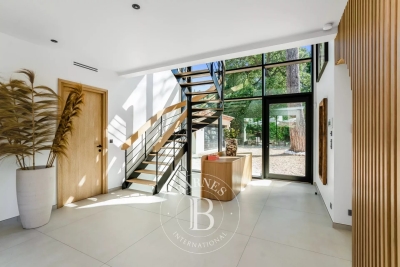 Villa à Gassin &agrave; louer à partir de 26 000 € / semaine, Photo 8