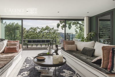 Maison &agrave; vendre &agrave; AIX-EN-PROVENCE  - 6 pi&egrave;ces - 215 m&sup2; 