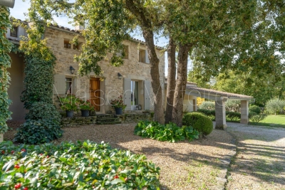 Maison &agrave; vendre &agrave; immobilier CASENEUVE  - 11 pi&egrave;ces - 230 m&sup2; 