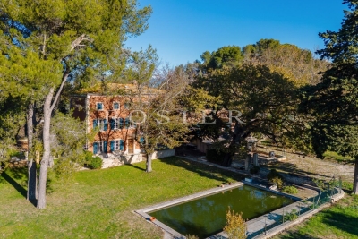 Maison &agrave; vendre &agrave; OPPÈDE  - 10 pi&egrave;ces - 250 m&sup2; 