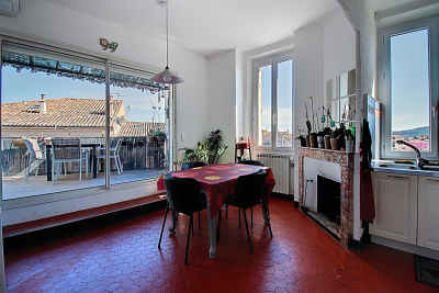 Appartement &agrave; vendre &agrave; DRAGUIGNAN  - 5 pi&egrave;ces - 114 m&sup2; 