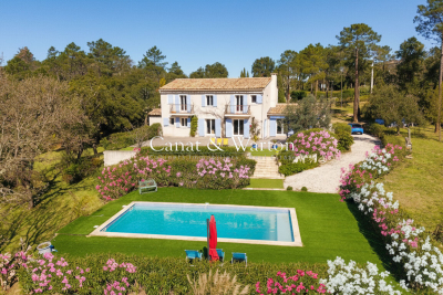 Maison &agrave; vendre &agrave; LE MUY  - 6 pi&egrave;ces - 234 m&sup2; 