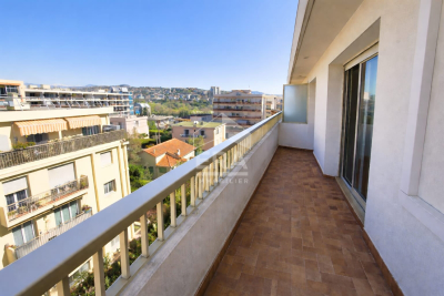 Appartement &agrave; vendre &agrave; ST-LAURENT-DU-VAR  - 2 pi&egrave;ces - 37 m&sup2; 