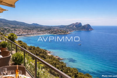 Maison &agrave; vendre &agrave; CASSIS  - 10 pi&egrave;ces - 2500 m&sup2; 