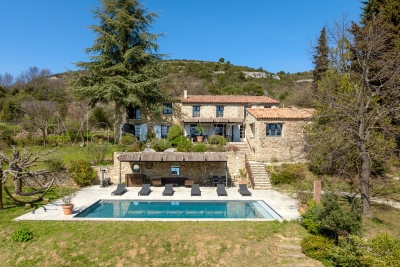 Maison &agrave; vendre &agrave; MURS  - 11 pi&egrave;ces - 317 m&sup2; 
