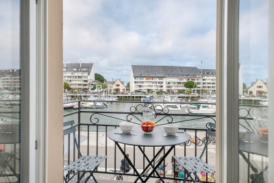 Maison &agrave; vendre &agrave; LE POULIGUEN  - 6 pi&egrave;ces - 197 m&sup2; 
