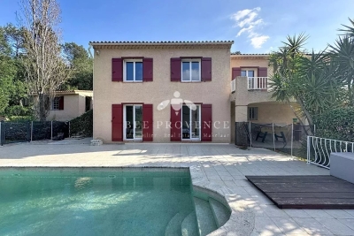 Maison &agrave; vendre &agrave; immobilier SOLLIÈS-TOUCAS  - 6 pi&egrave;ces - 160 m&sup2; 