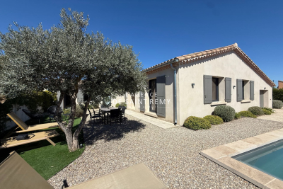 Maison &agrave; vendre &agrave; MOLLÉGÈS  - 1 pi&egrave;ces - 135 m&sup2; 