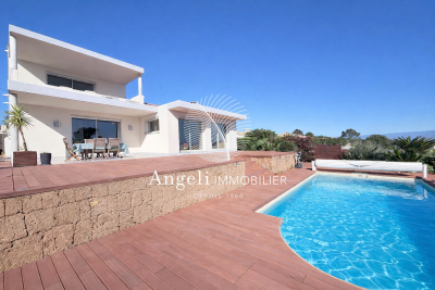 Maison &agrave; vendre &agrave; ST-AYGULF  - 4 pi&egrave;ces - 160 m&sup2; 