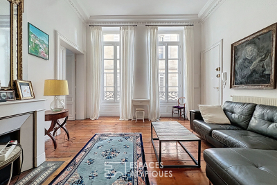 Appartement &agrave; vendre &agrave; BORDEAUX  - 4 pi&egrave;ces - 120 m&sup2; 