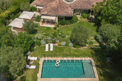 Maison &agrave; vendre &agrave; LE CANNET  - 7 pi&egrave;ces - 258 m&sup2; 