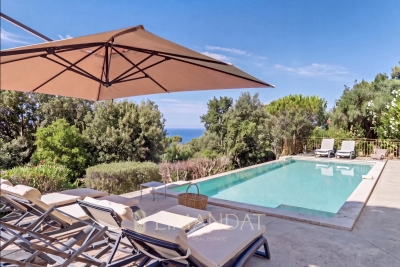 Maison &agrave; vendre &agrave; ANTIBES  - 6 pi&egrave;ces - 220 m&sup2; 