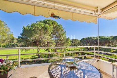 Apartment for sale in ST-RAPHAËL Boulouris - 2 rooms - 45 m&sup2; 